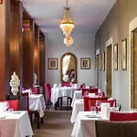 York House Szálloda 4*