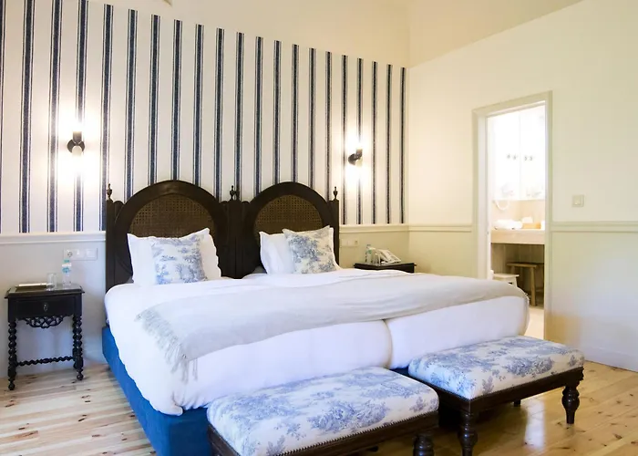 York House Hotell 4*