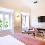 York House Otel 4*