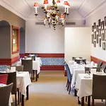 York House 4*